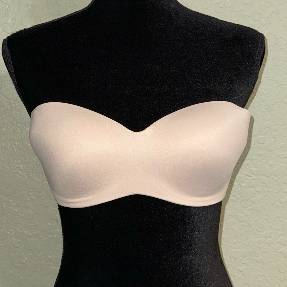 Pink Victoria’s Secret Size 32D Beige Everywhere T-shirt Lightly Lined Bra New